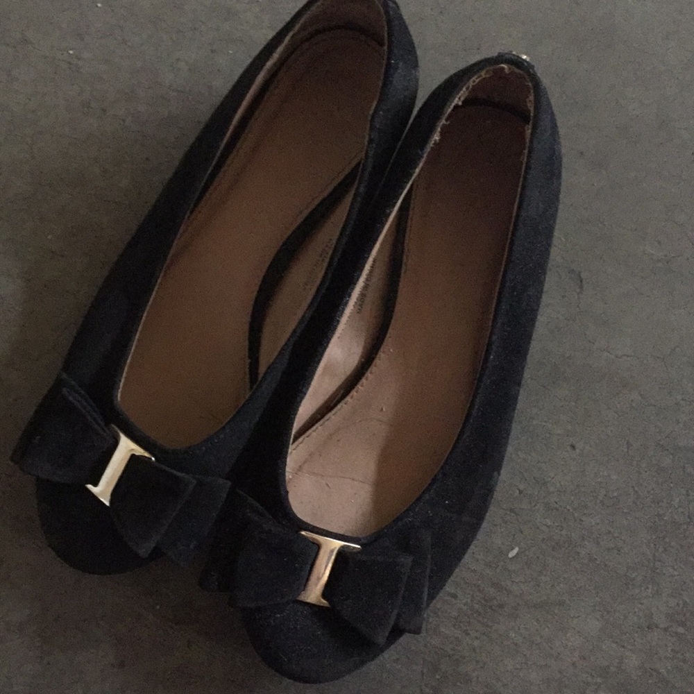 Black fancy shoes